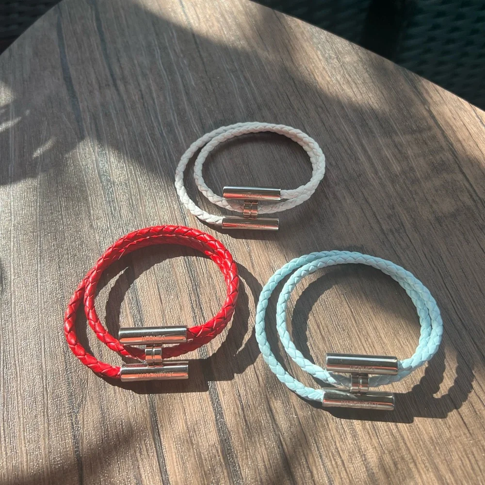 Leather Wrap Bracelet (ONE) White/Silver